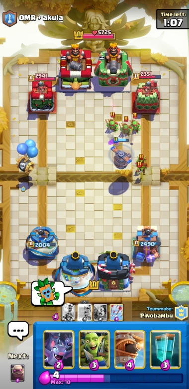 An image showing a dual lane push in Clash Royale