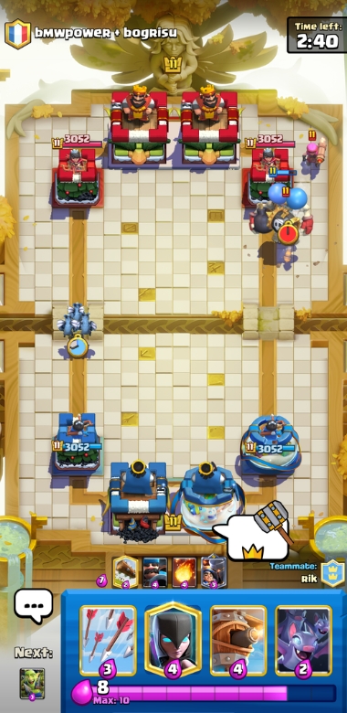 An image showing the 2v2 in-game layout in Clash Royale