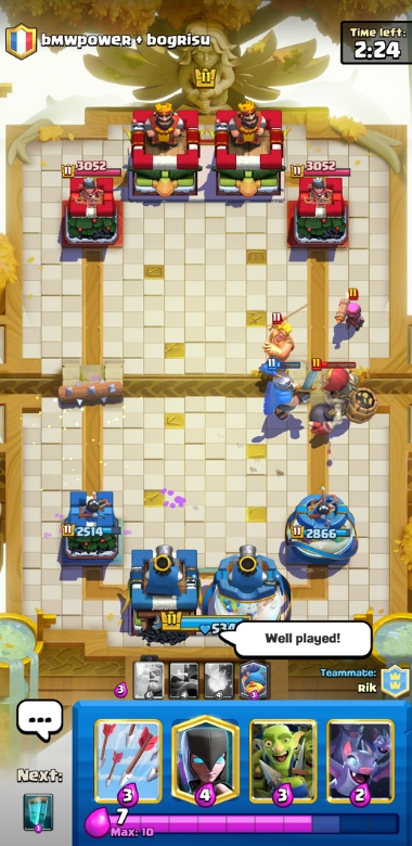 An image showing a quick chat command in-game in Clash Royale